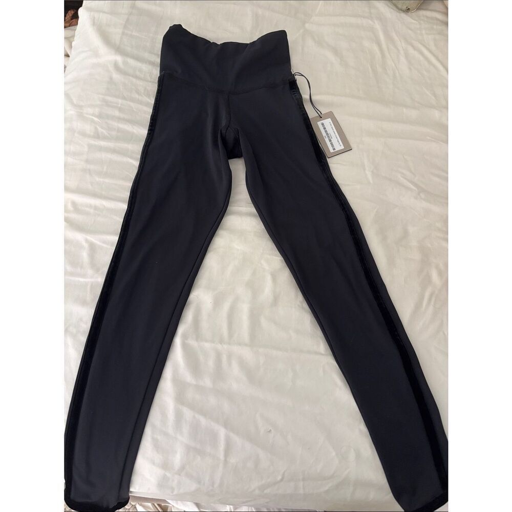 Strut This black leggings with velvet trim sz XS